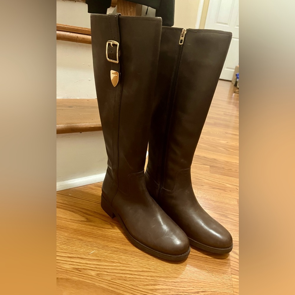 Coach boots